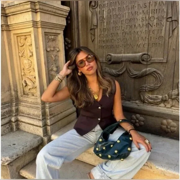 Zara Set - Picture 3 of 16